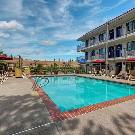 Motel 6-Kirkland, Wa - North Kirkland Eksteriør billede