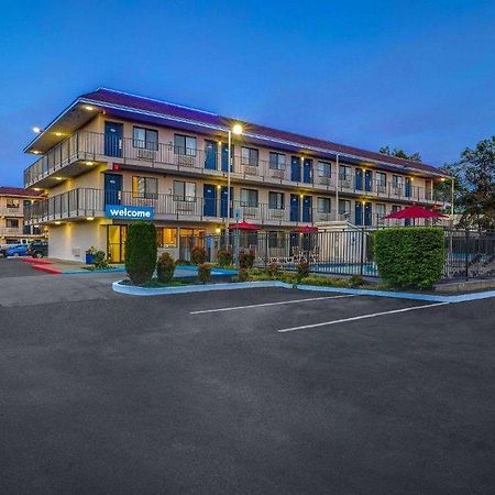 Motel 6-Kirkland, Wa - North Kirkland Eksteriør billede