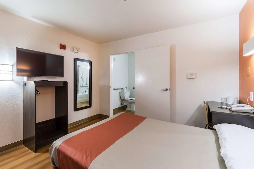 Motel 6-Kirkland, Wa - North Kirkland Eksteriør billede