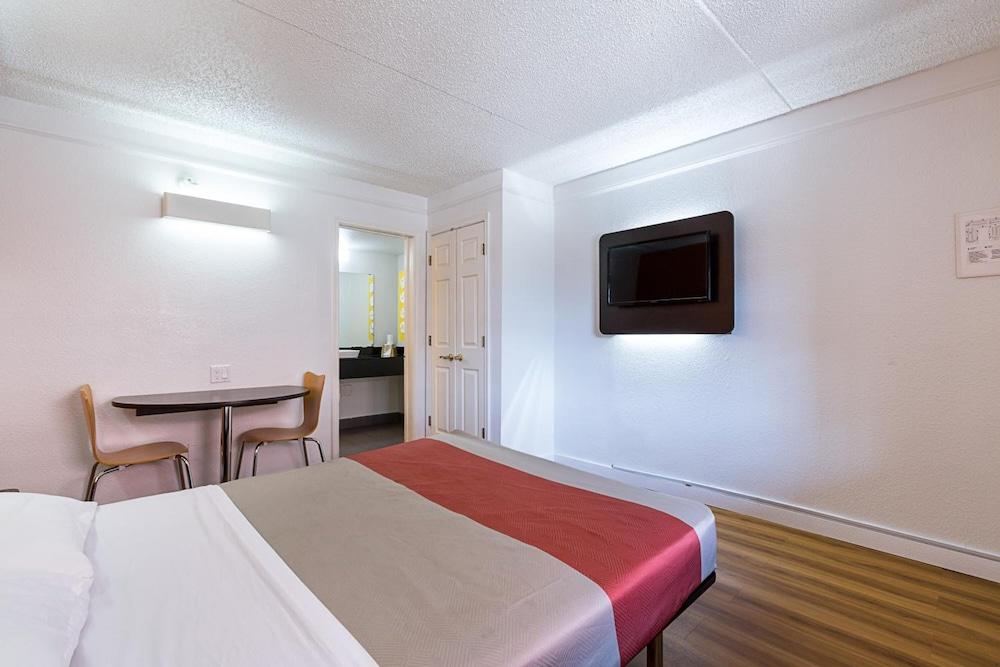 Motel 6-Kirkland, Wa - North Kirkland Eksteriør billede